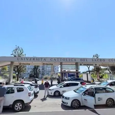 Gemelli Flower's House דירה רומא