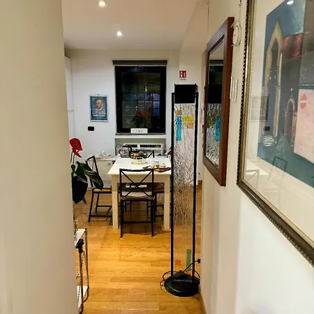 Apartman Gemelli Flower's House