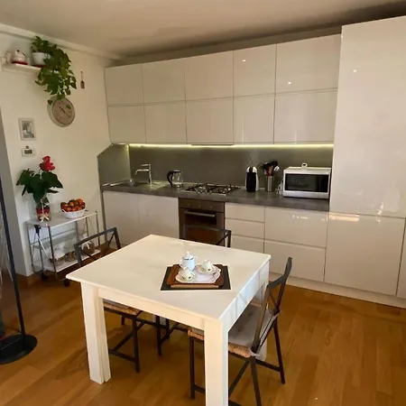 Gemelli Flower's House Apartment